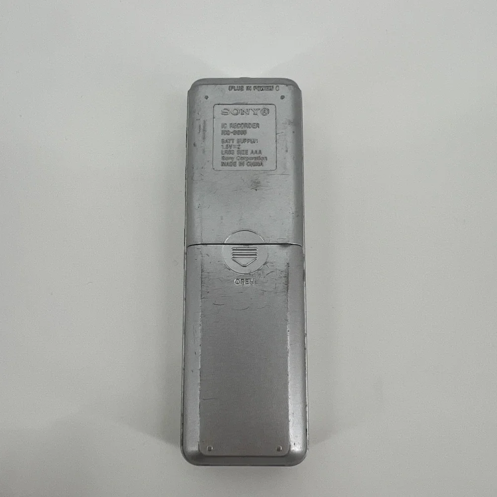 Sony IC Recorder ICD-B600 Handheld Portable Voice Recorder Silver Tested Works